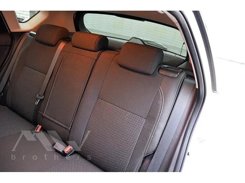 Авточохли модельні MW Brothers для Toyota Auris c 2013 - фото 5