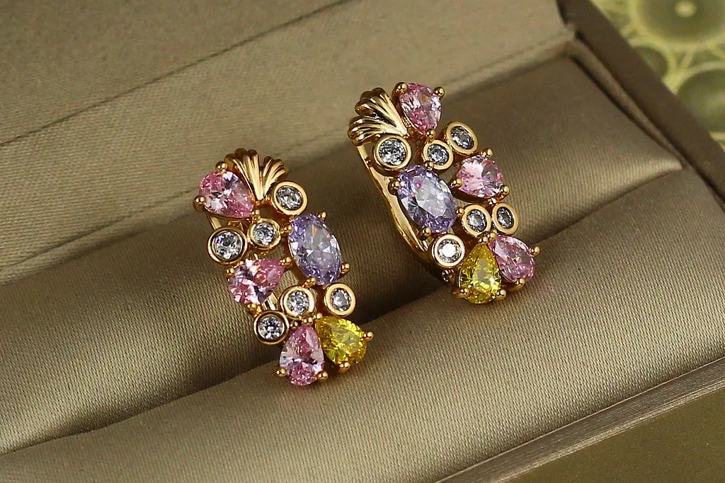 Сережки Xuping Jewelry Ріо із різнокольоровими каменями 2 см золотисті