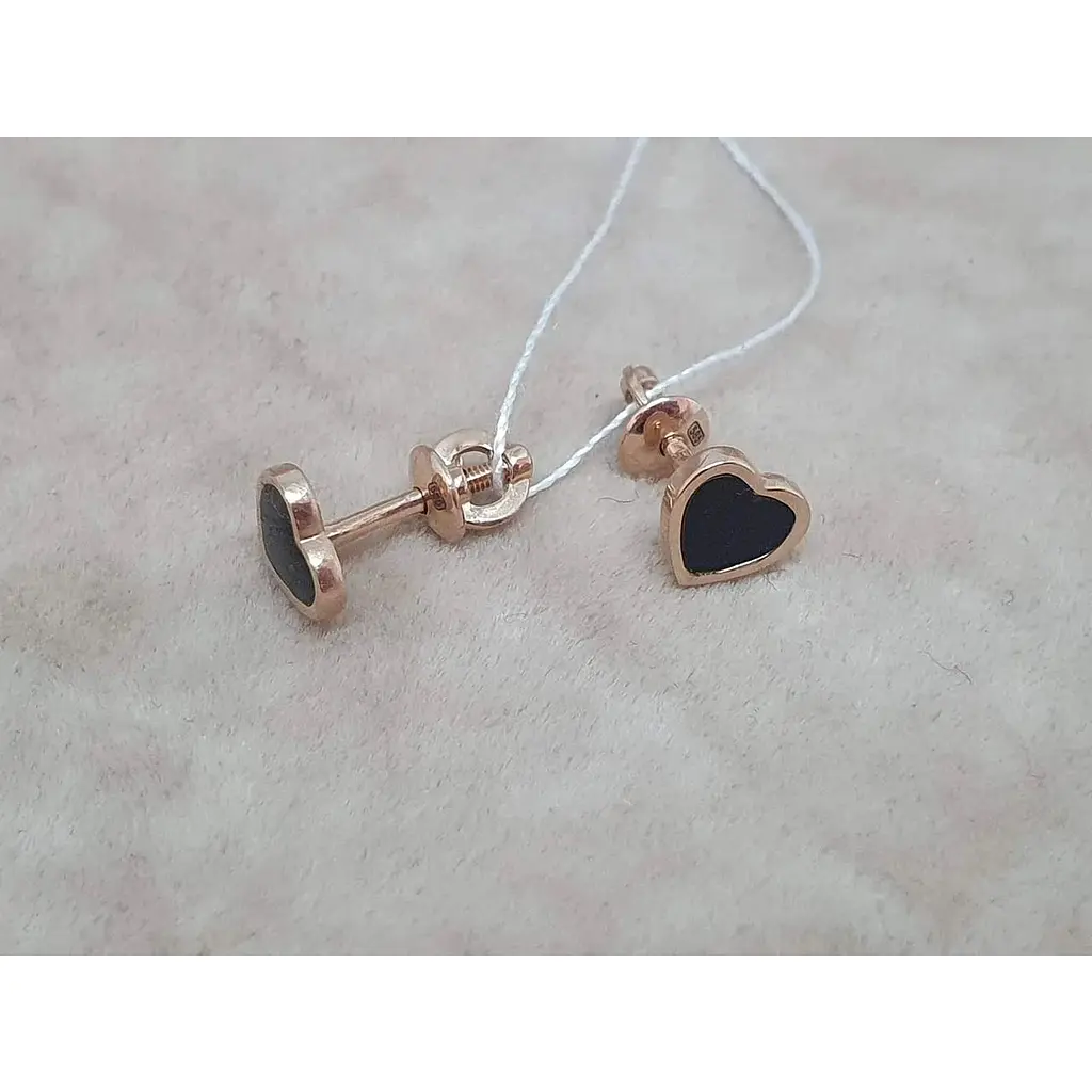 Золоті сережки-пуссети Всесвіт Серця з емаллю. 20715614 - фото 3