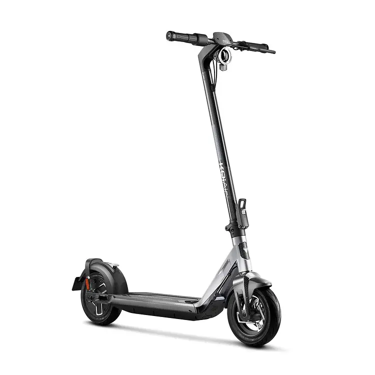 Електросамокат NIU KQi Air Black 9,5", 350(700)W, 9,4Ah, 50km, 25km/h, 20%, App, 11,9 kg (KRP36EB1E11) - фото 4
