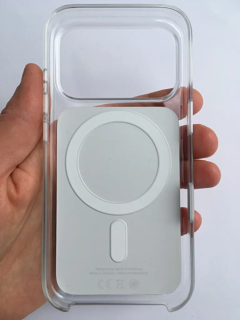 Оригинальный прозрачный чехол для Apple Iphone 17 Pro Clear Case with MagSafe MGFT4ZM/A противоударный - фото 4