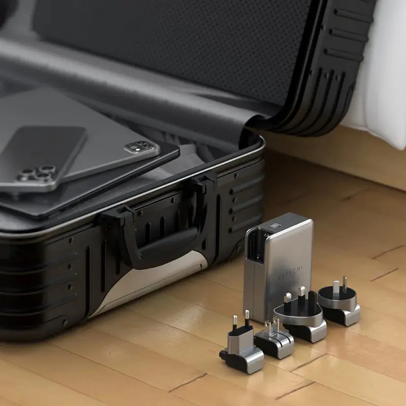 Мережевий зарядний пристрій Satechi 145 Вт USB-C 4-Port PD GaN Travel Space Gray з комплектом адаптерів для подорожей (ST-W145GTM) - фото 4