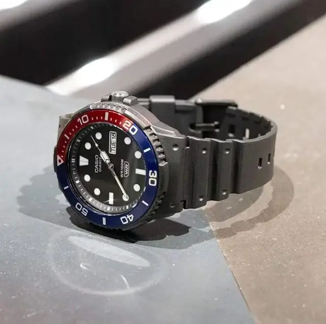 Годинник Casio MRW-230H-1E2VEF - фото 4