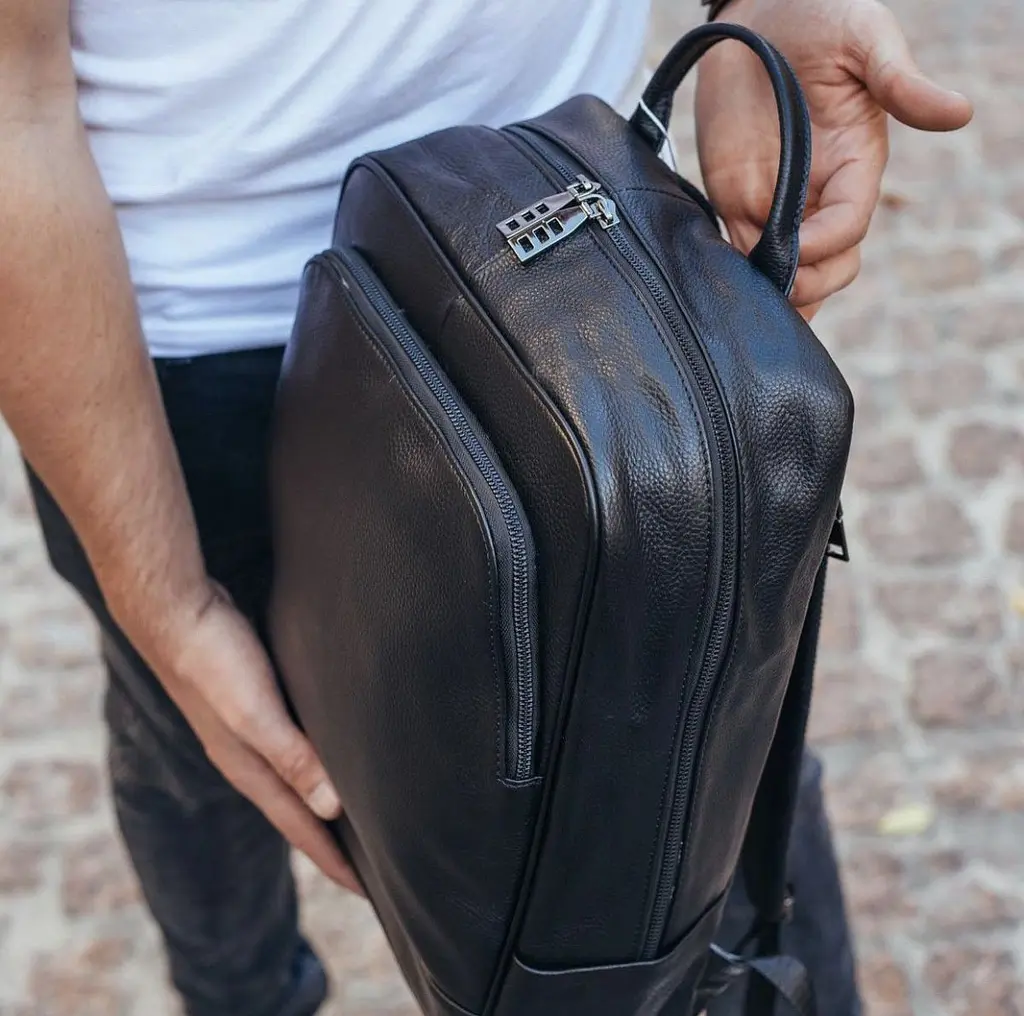 Чоловічий рюкзак шкіряний міський для ноутбука чорний Tiding Bag B2-884371A - фото 7