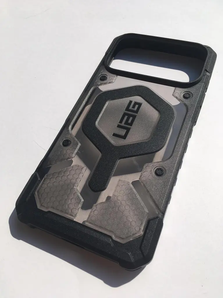 Чохол протиударний UAG Pathfinder MagSafe для iPhone 17 Pro Max (6.9") Clear Ash 114552113140 - фото 8
