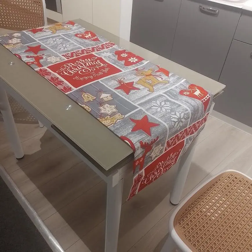 Скатертина-доріжка Domikus Merry Christmas новорічна святкова червона 40х140 см (4829900029081)