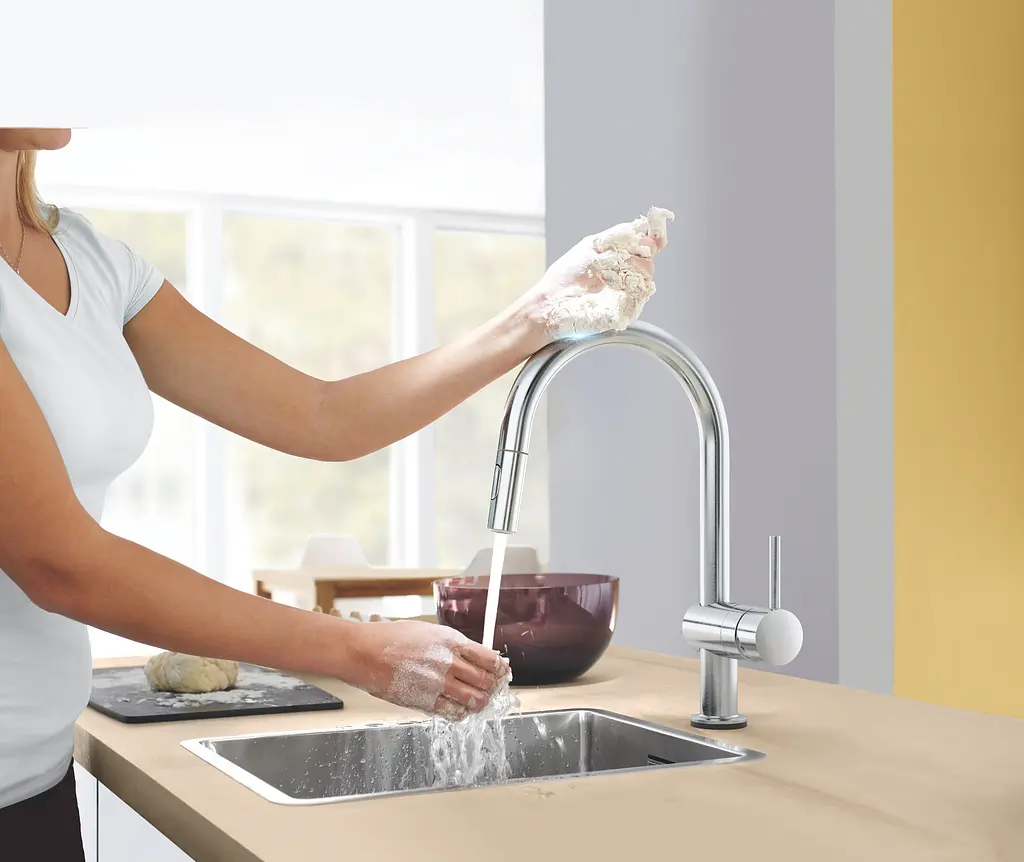 Сенсорний змішувач для кухні з висувним виливом Grohe Minta Touch 31358DC2 Нержавіюча сталь - фото 2