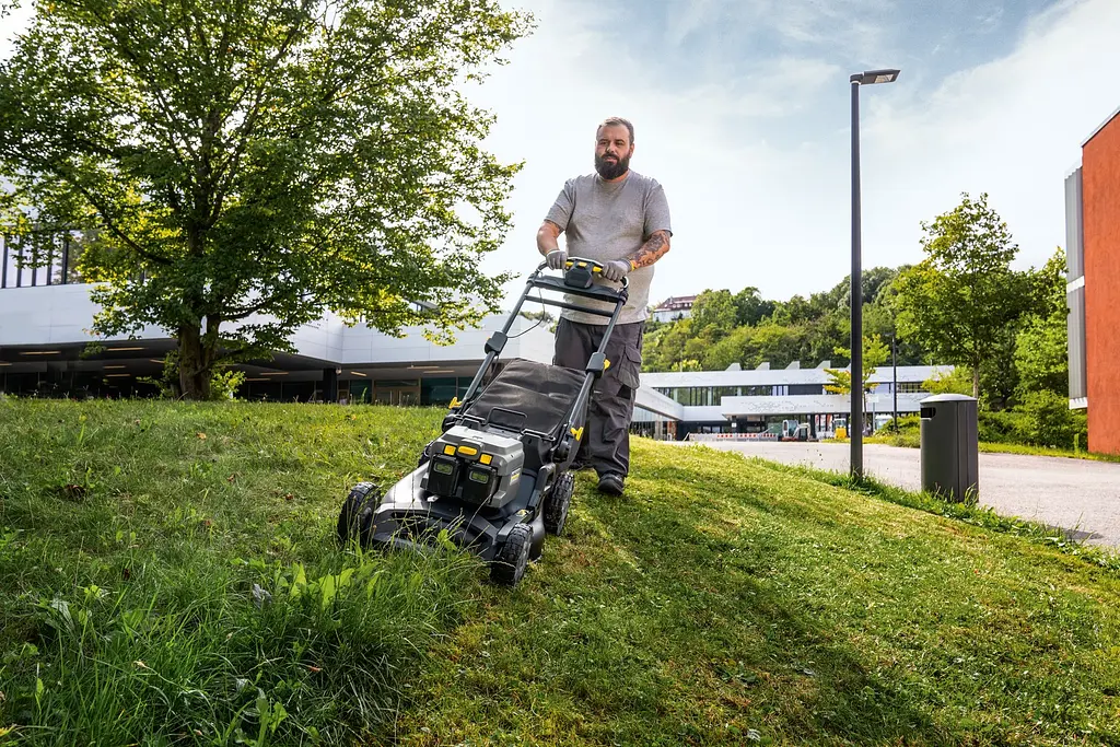 Газонокосарка акумуляторна Karcher KIT LM 530/36 Bp Pack (1.042-501.0) - фото 2