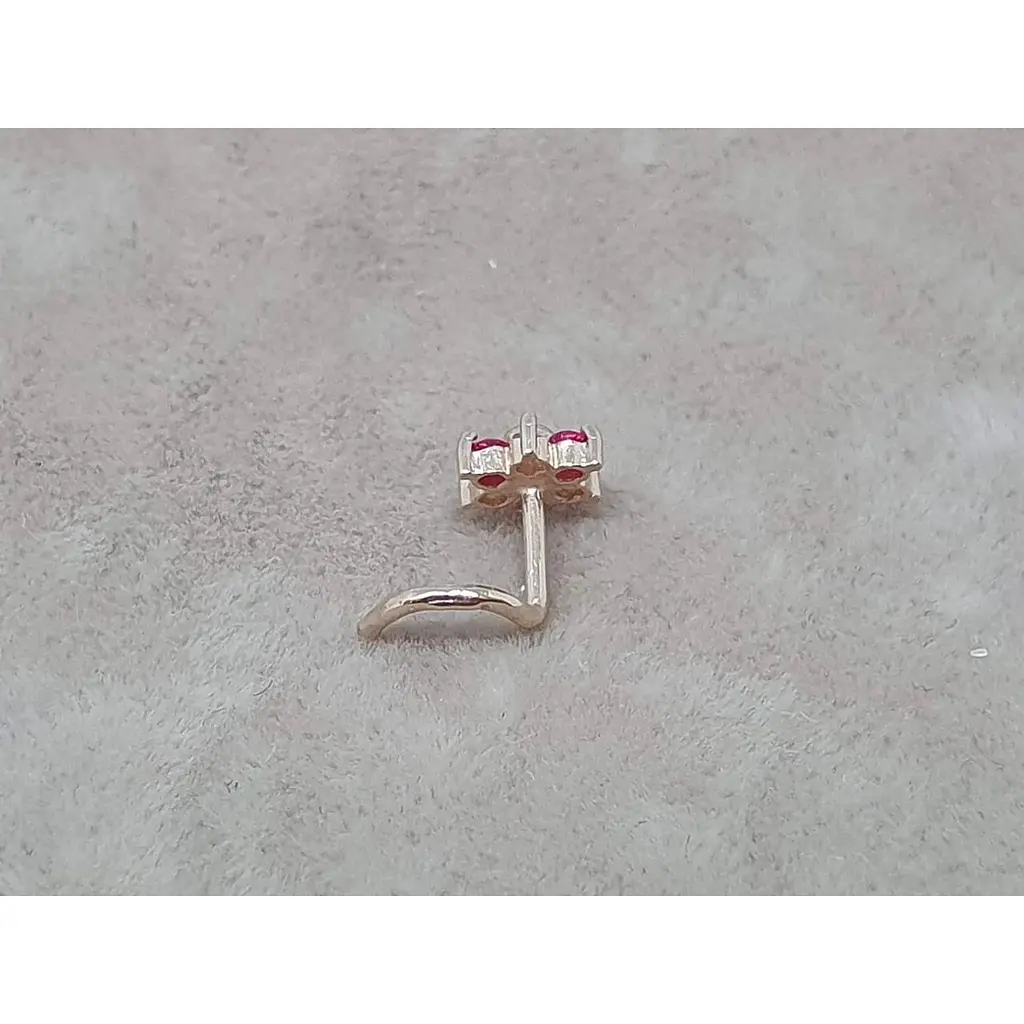 Золотая серьга-пирсинг в нос Dear с фианитами. 1040.5 - фото 4