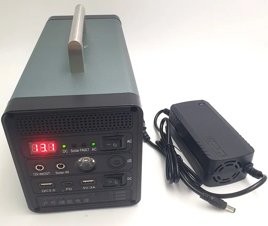Акумуляторний інвертор-перетворювач напруги 400 Вт 96000 mAh Power Bank з розеткою 220 V та 12 V, зарядна станція Yachu 350.4 Wh 12,8 V/24 Ah/400 W - фото 6
