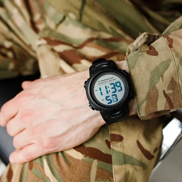 Годинник Skmei Neon 10 Bar Black - фото 2