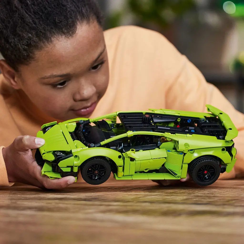 Конструктор LEGO Technic Lamborghini Huracán Tecnica, 806 деталей (42161) - фото 6