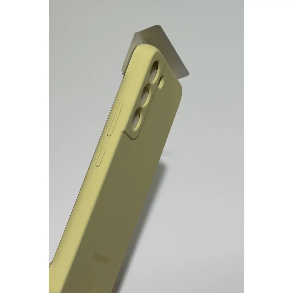 Оригинальный силиконовый чехол Silicone Cover для Samsung Galaxy S22 Yellow Black EF-PS901TYEGRU S901 - фото 7