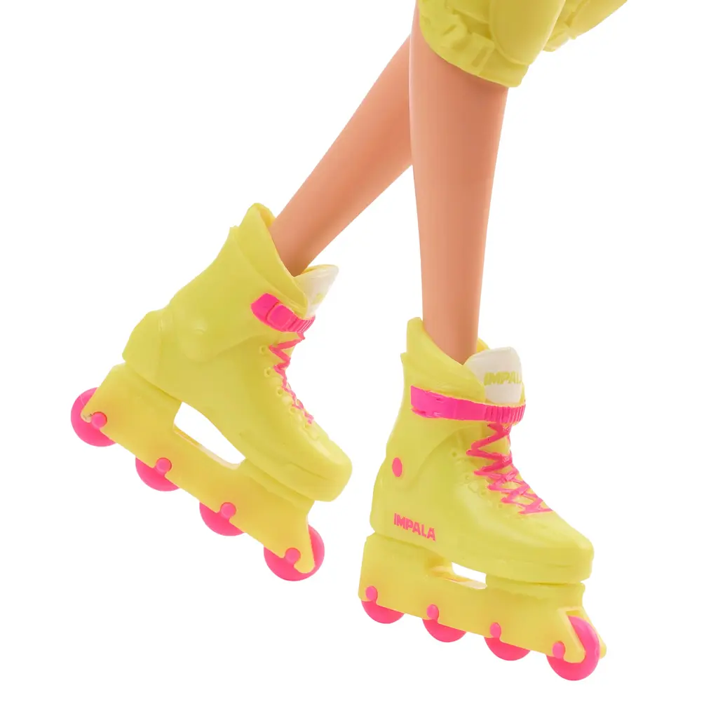 Коллекционная кукла Barbie The Movie Roller-Skating (HRB04) - фото 5