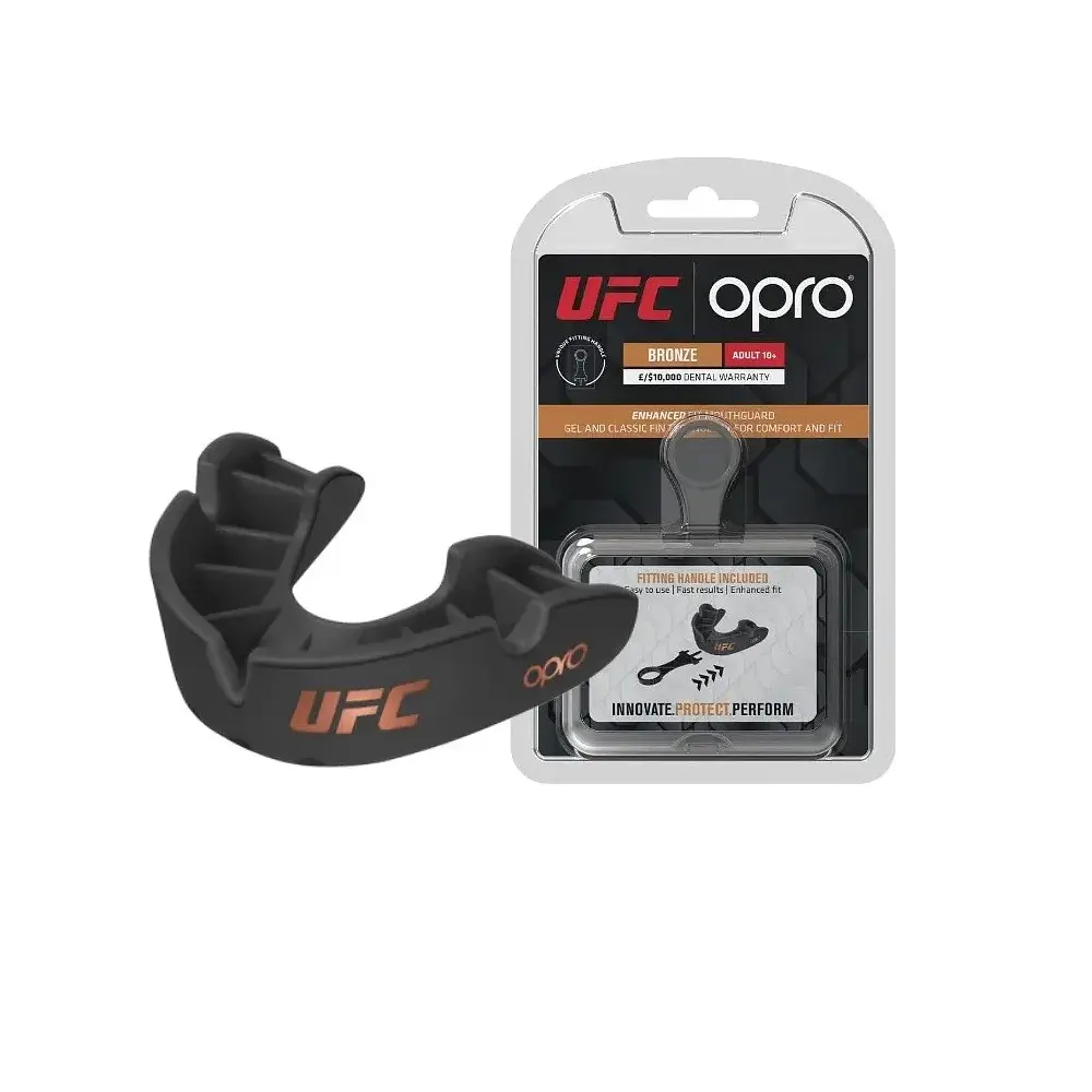 Дитяча капа Opro Bronze UFC, чорний (ufc.102513001)