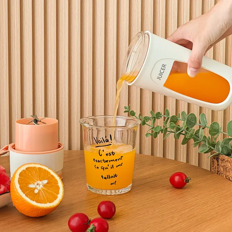 Портативний міні блендер - соковитискач JUICER KS-FSV8 W14 з USB зарядкою, 340 мл - фото 4