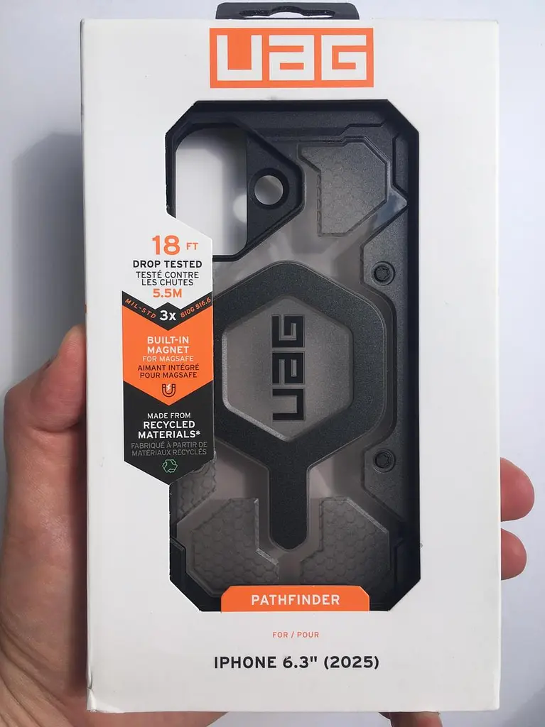 Оригінальний протиударний чохол UAG Pathfinder MagSafe для iPhone 17 Clear Ash 114553113140 - фото 2