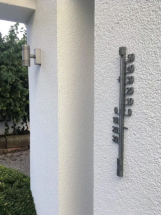 Уличный термометр TFA металл серебристый с креплением 428х100х17 мм (125011) - фото 3