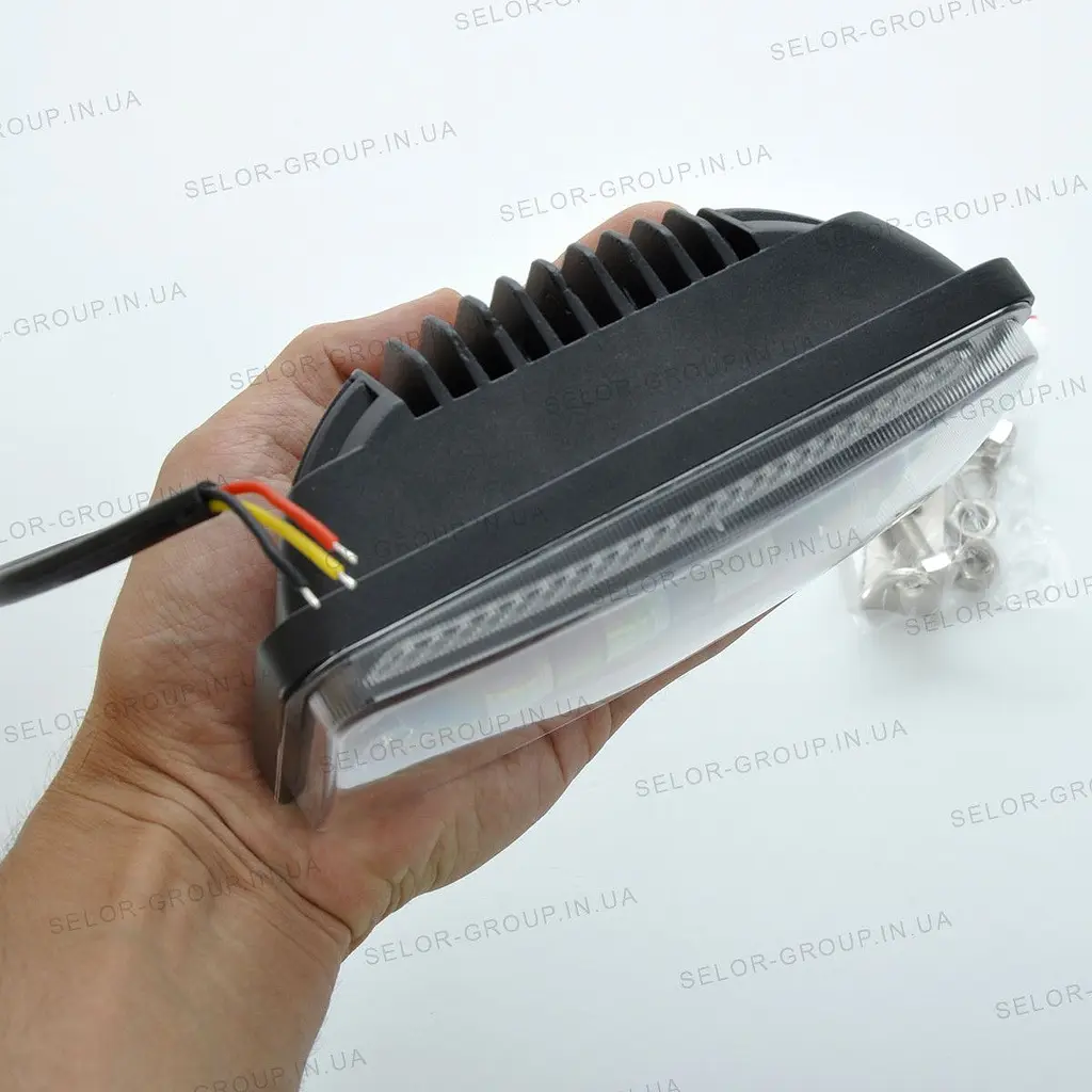 Світлодіодна додаткова LED фара Прямокутна / Лінзована 150х90х65 mm / 60W / 15W x 4 / 10-30V / 1 шт. - фото 2