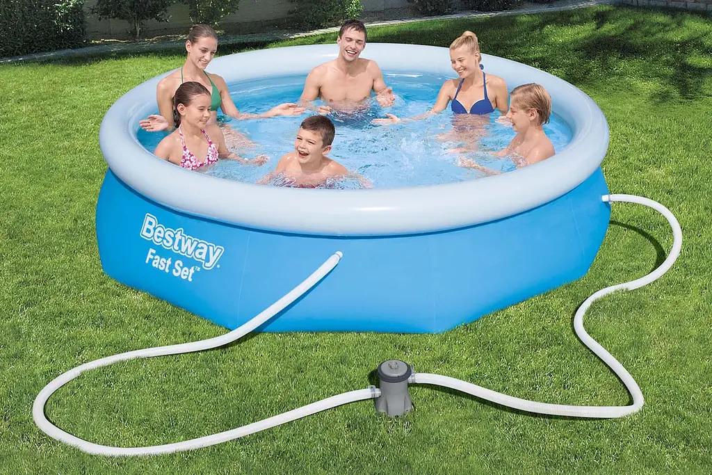 Надувной бассейн Bestway 57270 с фильтрующим насосом 305x76 см - фото 2