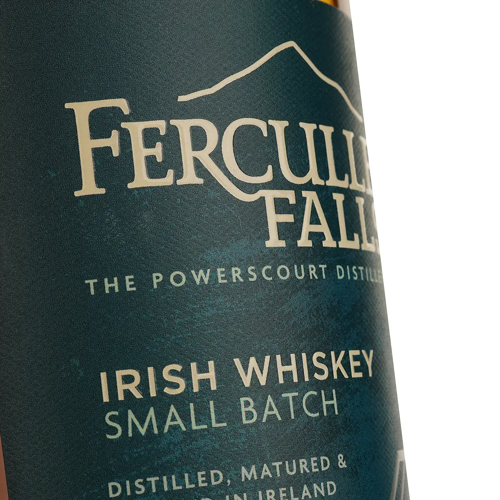 Виски Fercullen Falls Irish Whiskey Small Batch 43% 0.7 л - фото 3