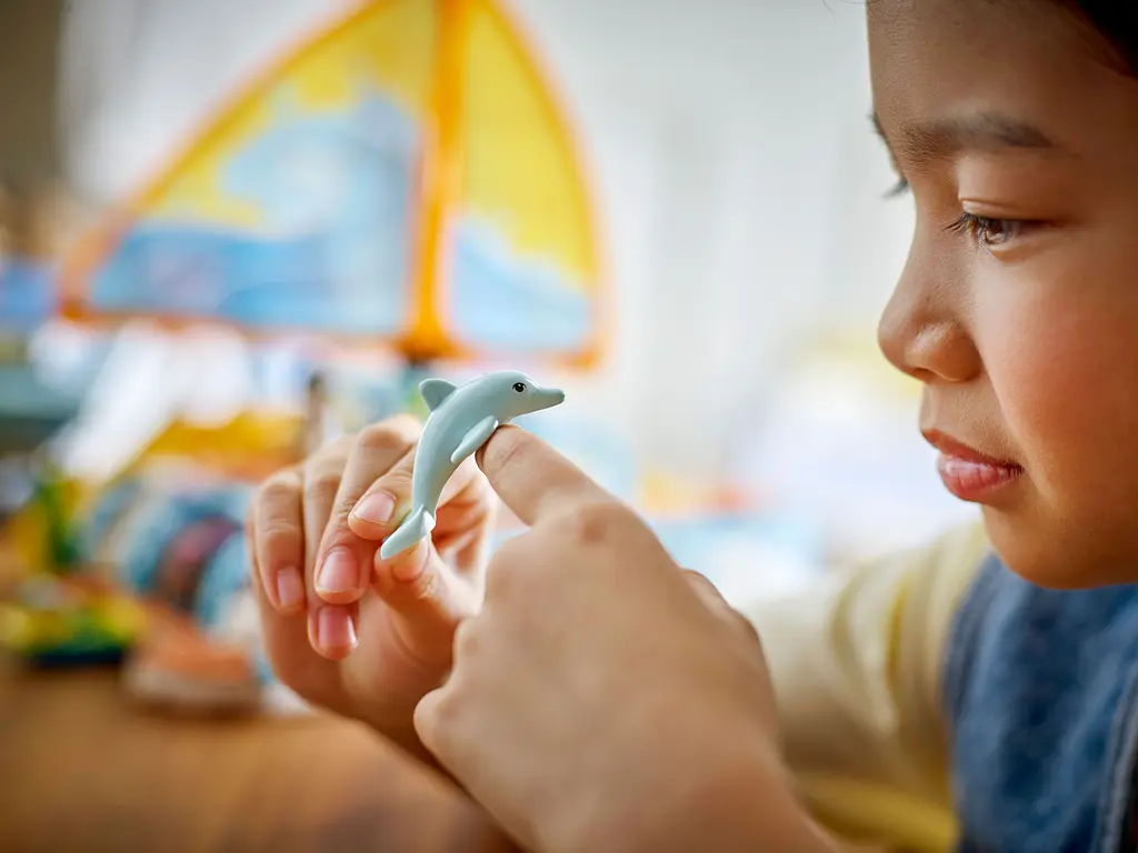 Конструктор LEGO Friends Приключения на туристической лодке 685 деталей (42664) - фото 16