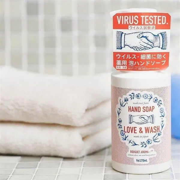 Антибактеріальне мило-пінка для рук Pelican Medicated Foaming Hand Soap LOVE & WASH 270 мл - фото 3