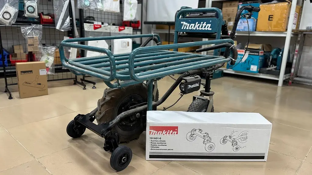 Комплект додаткових коліс для тачки Makita DCU180 (191A01-6) - фото 6