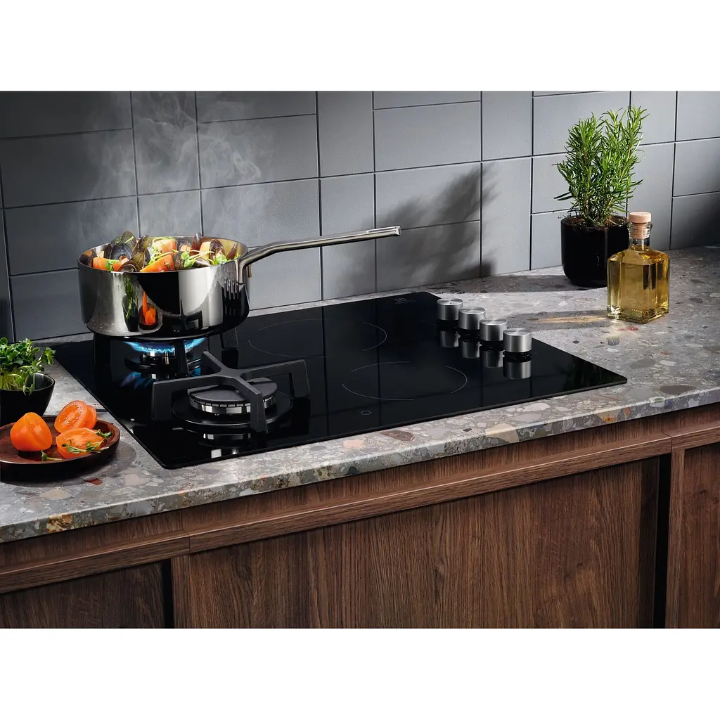 Варильна поверхня Electrolux EGE6172NOK комбінована [137875] - фото 6