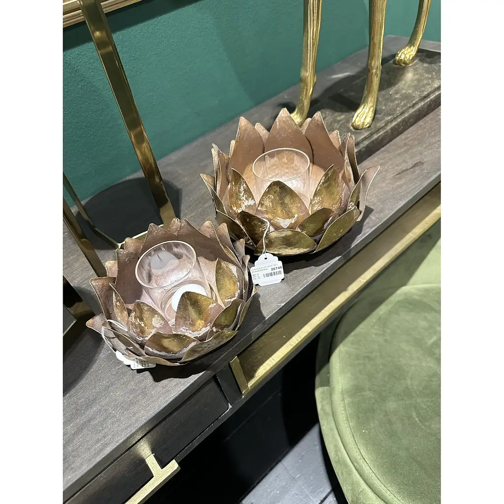 Свічник J-line металевий  у формі квітки лотоса зі зістареним ефектом 16 см золотий (28747) - фото 2