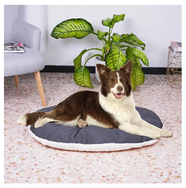 Подушка для собак і котів Ferplast Relax F 89/10 зі штучним хутром сіра 85×55 см 82089097 - фото 5
