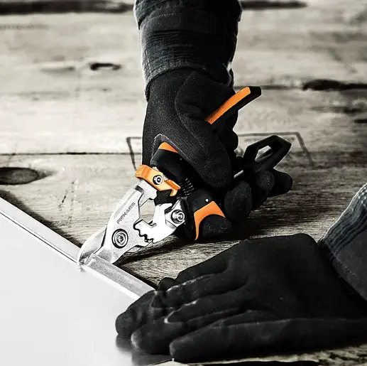 Ножиці Fiskars Pro PowerGear ™ с коротким лезвием (1027212) - фото 4