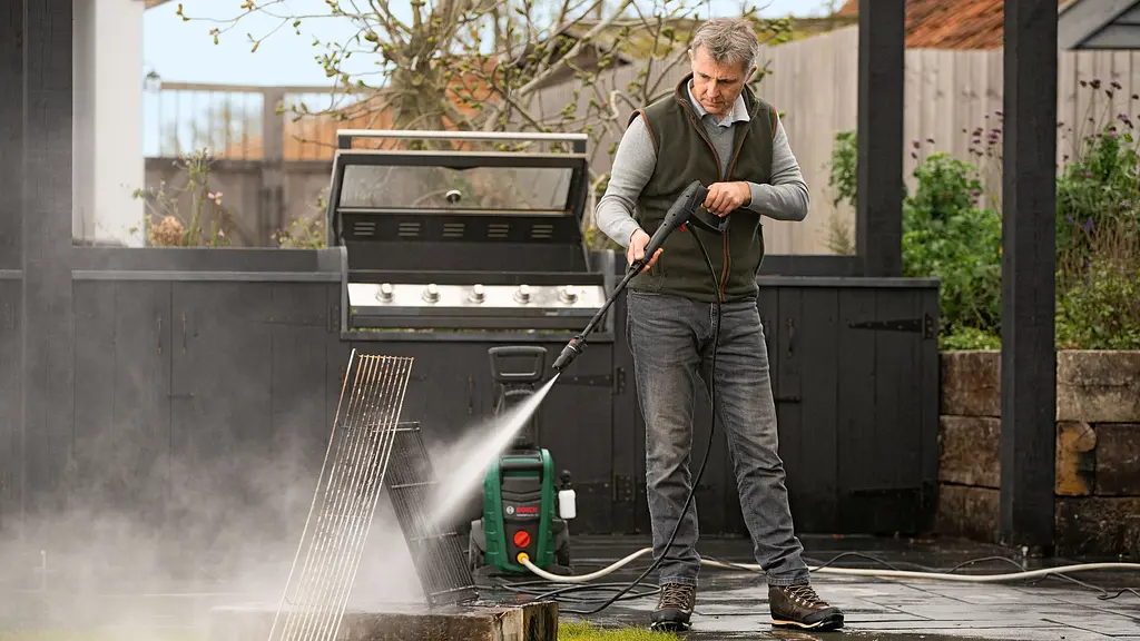 Мінімийка високого тиску UniversalAquatak 135 1900Вт 135бар 410л/год насадка 3в1 7.9кг Bosch teh0016613 - фото 2