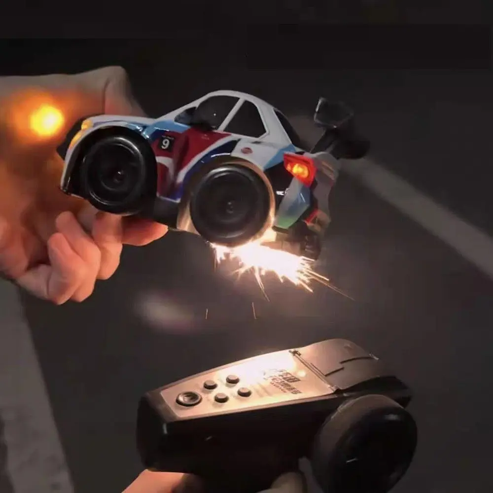 Дрифт машинка BMW на радіокеруванні, акумулятор 7,4 V, USB зарядка, пульт 2,4 GHz, змінні шини, іскри - фото 6