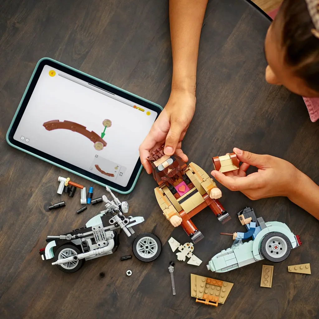 Конструктор LEGO Harry Potter Поездка Хагрида и Гарри на мотоцикле 617 деталей (76443) - фото 14