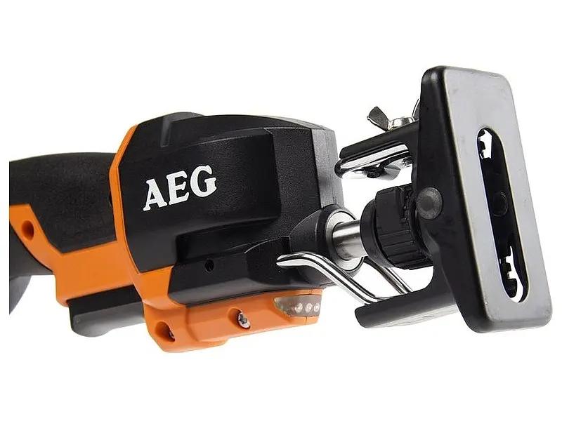 Шабельна пилка AEG US 400 XE - фото 4
