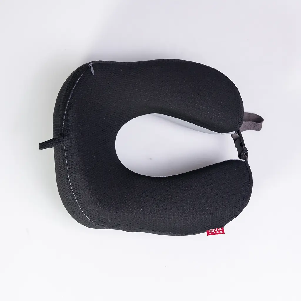 Подушка для шиї Camelback U-подібна з охолоджуючим ефектом чорний HP-56-19B - фото 3