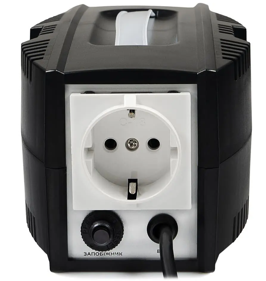 Стабілізатор напруги Gemix GX-500D 500VA, 350W, входное напряжение 140-260V, 2.3 кг, LCD 350 Вт (GX-500D) - фото 3