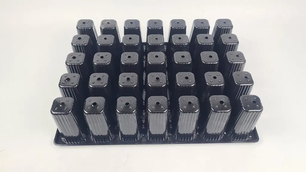 Касета пластикова для розсади 35 V-осередків, 175 мл, розмір 43,5 см*32,5×10 см - фото 2