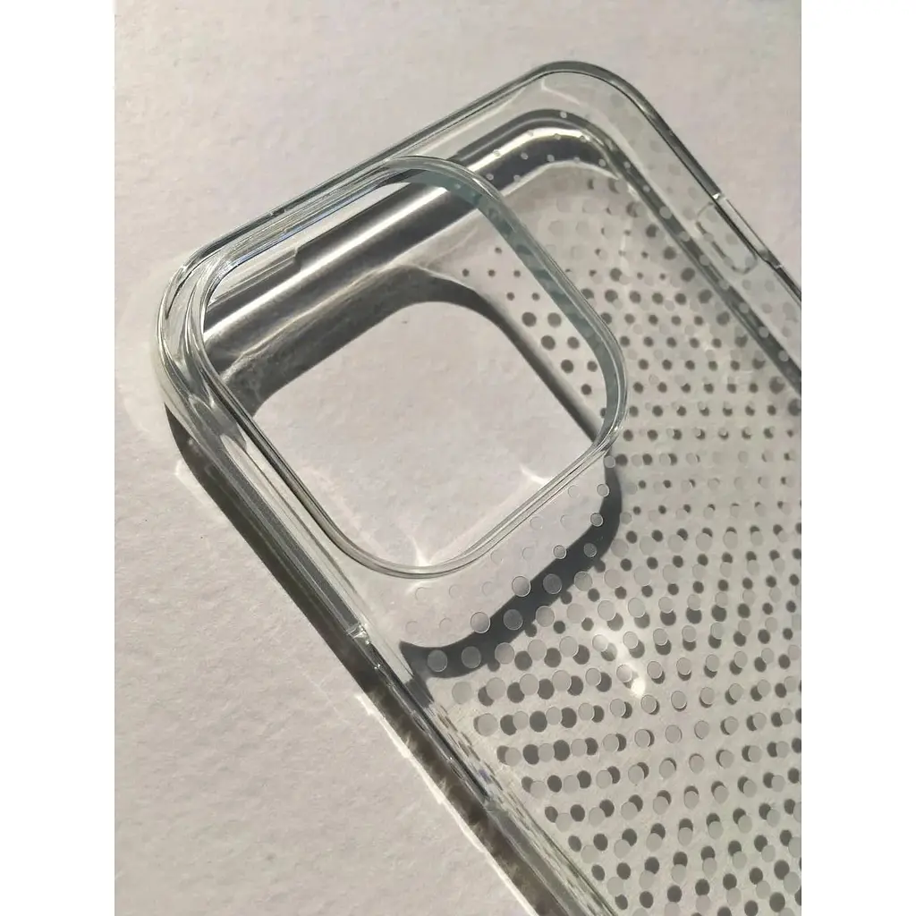 Оригинальный противоударный силиконовый чехол UAG Lucent для iPhone 13 Pro (6.1") Ice (11315N314343) - фото 9