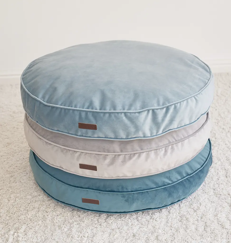 Лежак-подушка ортопедична для собак "Pearl" з ефектом пам'яті Memory Foam ніжно-блакитний М 85см - фото 3