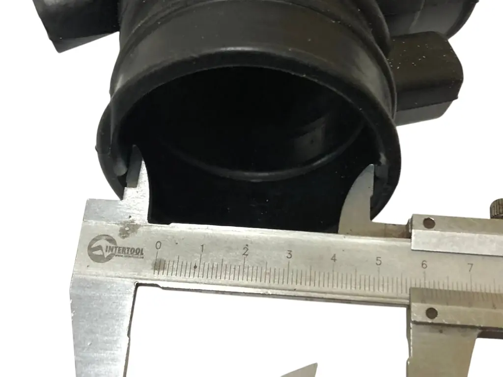 Патрубок повітряного фільтра NISSAN Almera Classic B10 OEM 16578-95F0B - фото 6