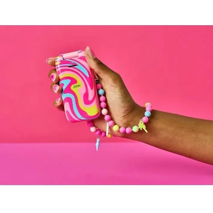 Телефон HMD Barbie Phone розовый - фото 4