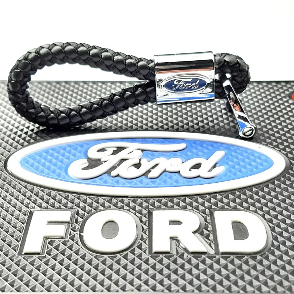 Стильний шкіряний брелок з логотипом Ford - фото 4