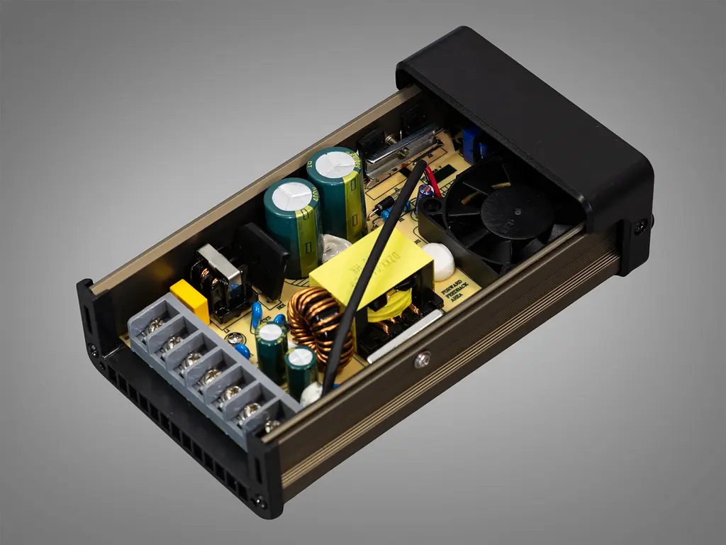Мощный блок питания 12В, с защитой от дождя, 300Вт, 25А - фото 3