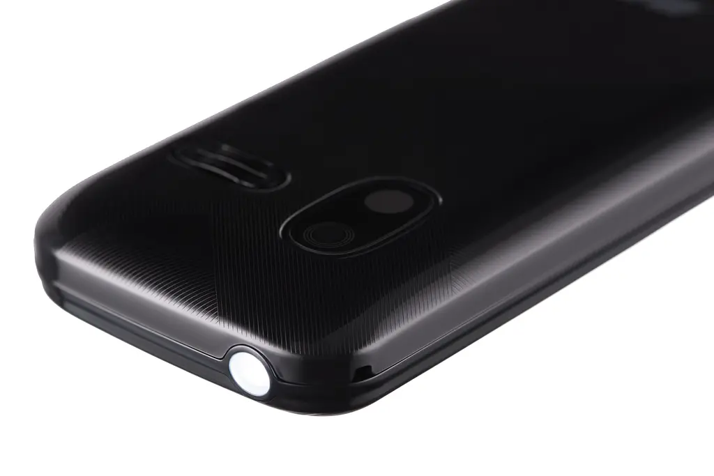 Мобільний телефон 2E E180 2023 177" 2SIM 1000mAh Чорний - фото 5