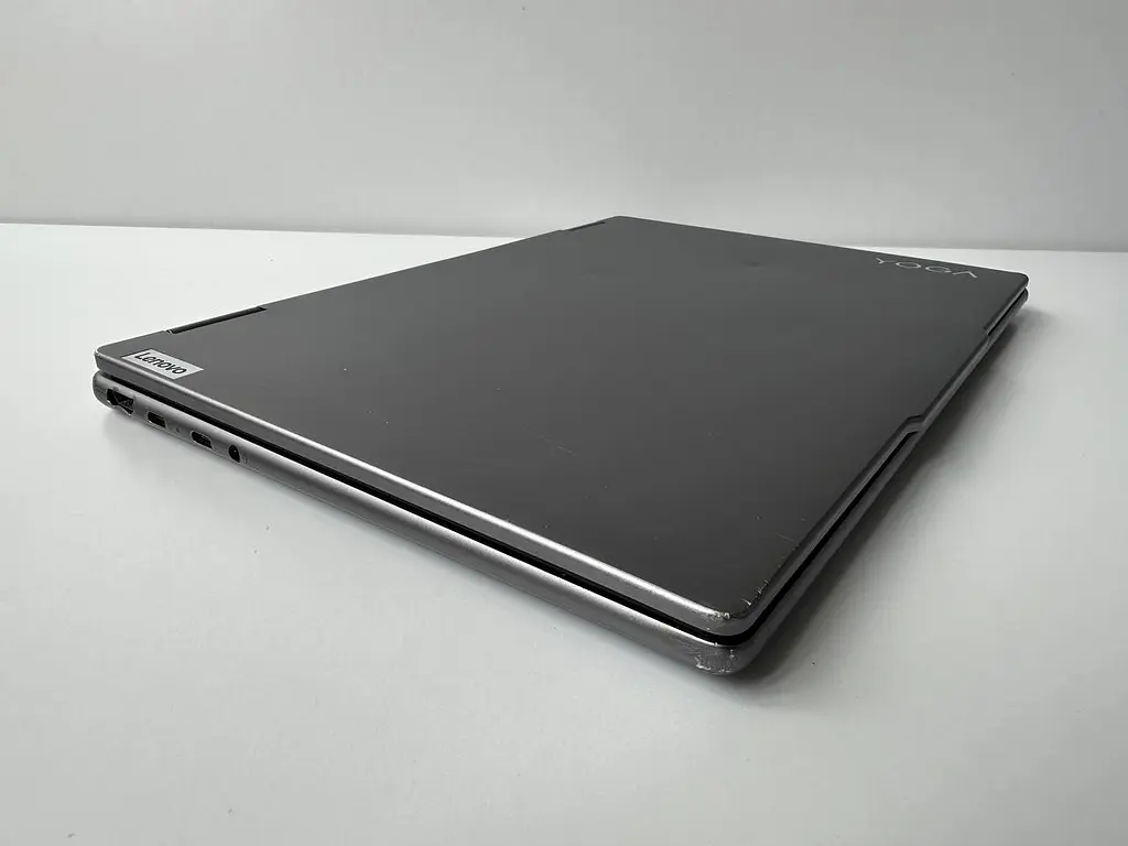 Ноутбук - трансформер Lenovo Yoga 7 2-in-1 14AHP9 14" (Ryzen 7 8840HS / 16GB DDR5 / SSD 256GB / Radeon 780M) б/в - фото 12