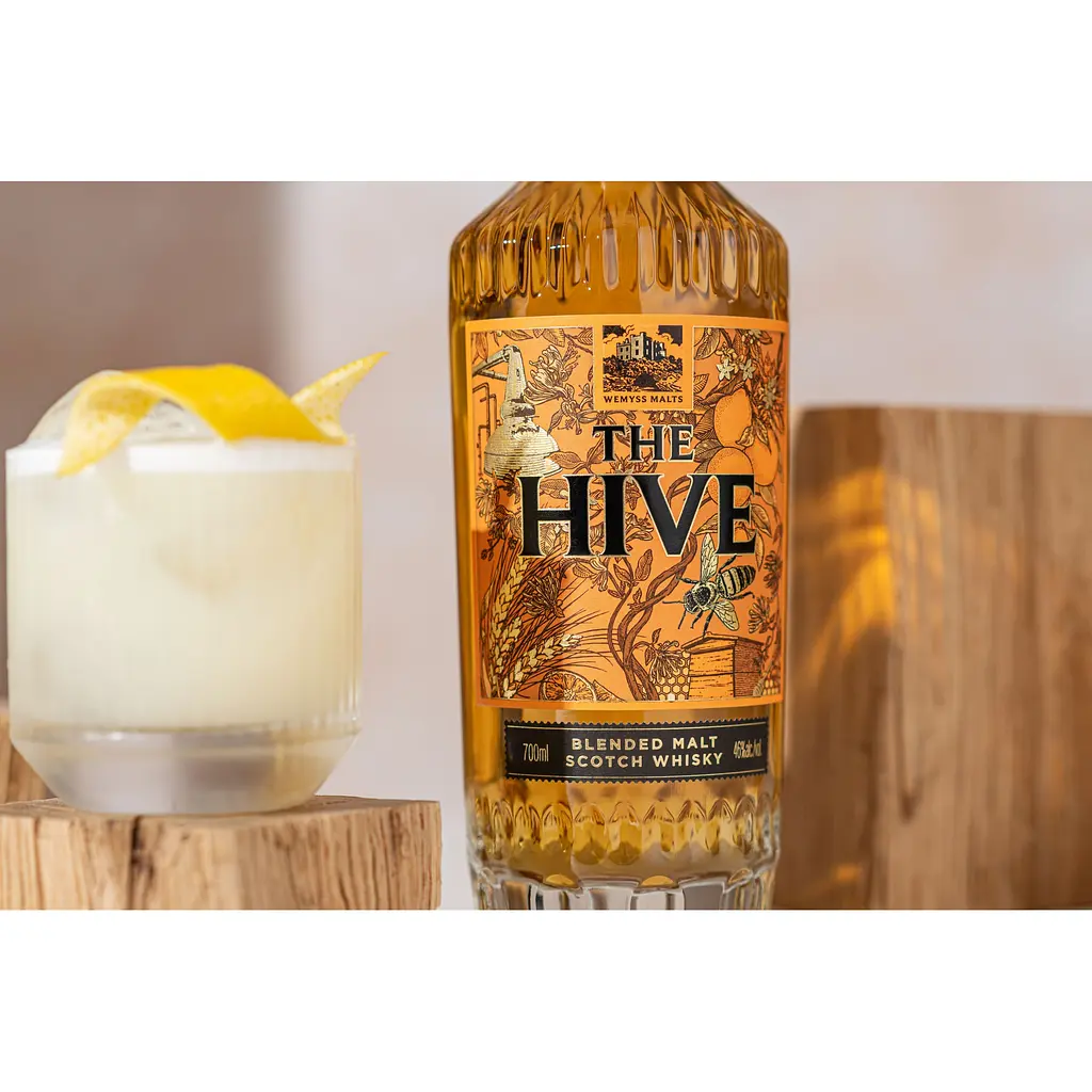 Віскі Wemyss Malts The Hive Blended Malt 46% 0.7 л в подарунковій упаковці - фото 6