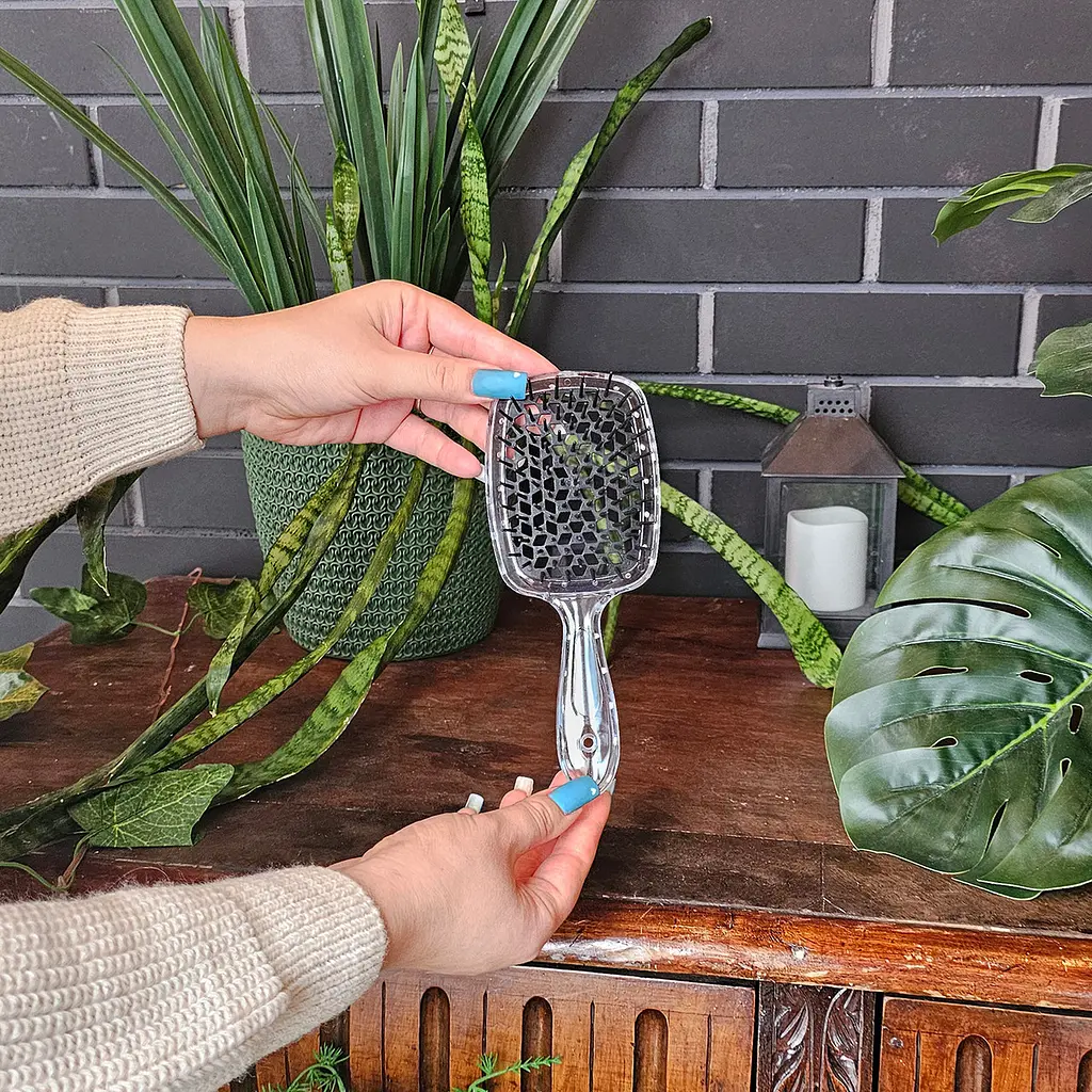 Гребінець щітка для волосся Superbrush Plus Hollow Comb Прозрачно-черный 85779 - фото 4