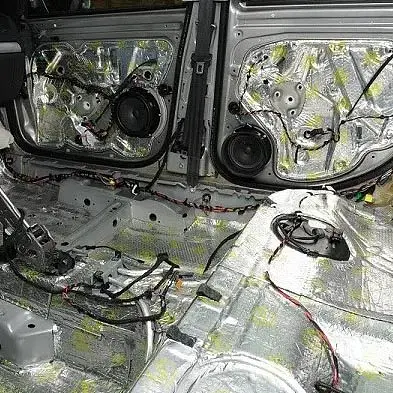 Авто Віброізоляція фольгована Vizol 3 мм 700 х 500 мм 1 шт - фото 7